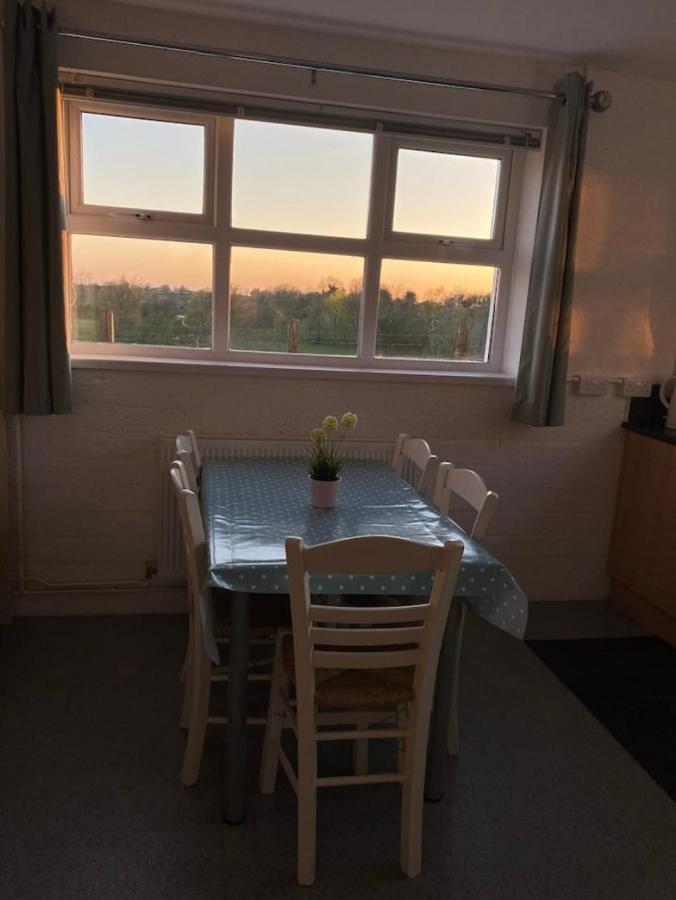 Mill House Studio Apartment Stranocum Luaran gambar